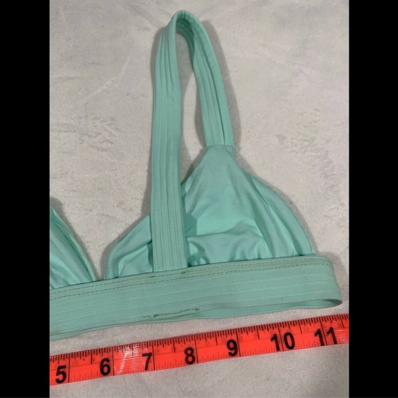 NEW‎ Vitamin A Neutra Triangle Swim Top in Glacier [SZ XS/4 ] - Picture 7 of 8